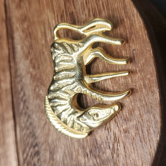 B505 zebra safari brooch - Picture 1 of 2